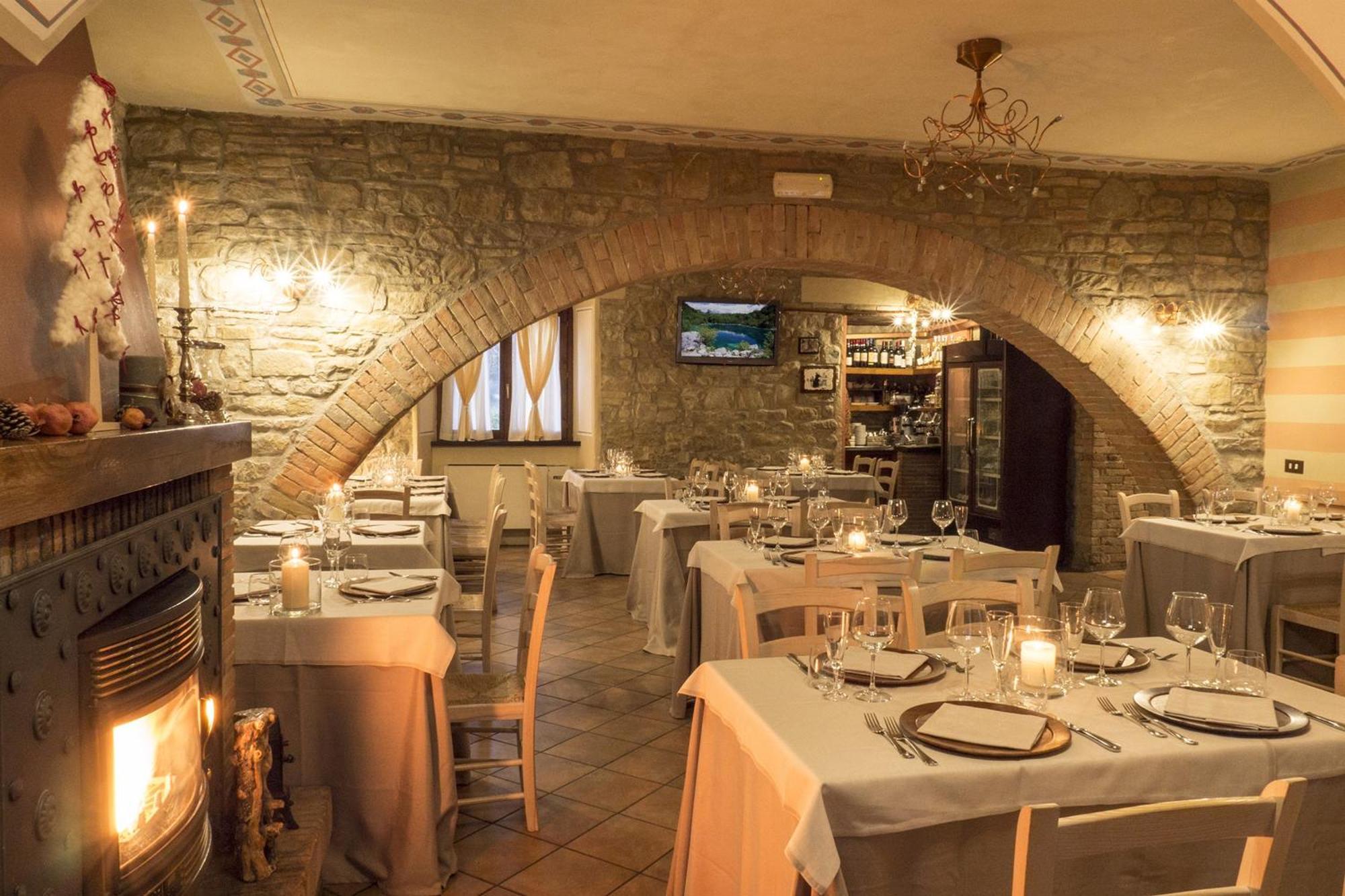 Pianello  Il Melograno Agriturismo & Spa מראה חיצוני תמונה